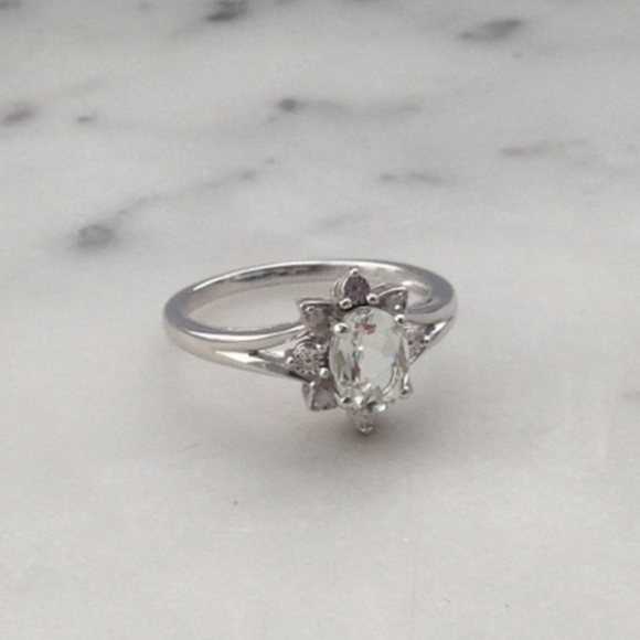 Genuine Diamond Green Amethyst Ring - Picture 2 of 3